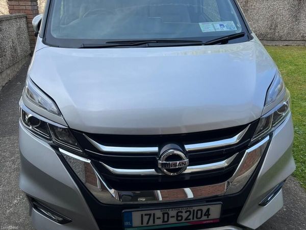 Nissan Serena MPV, Petrol Hybrid, 2017, Silver