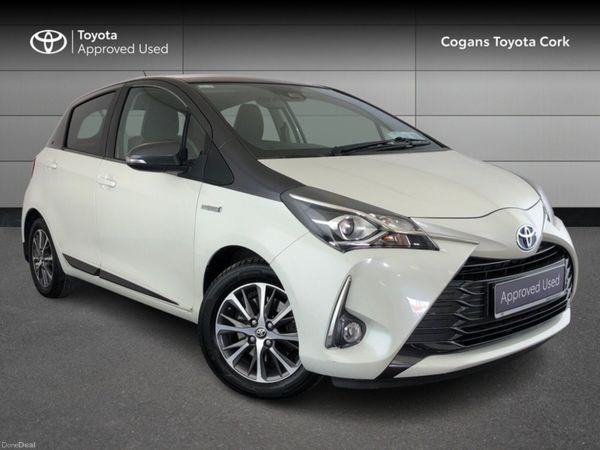 Toyota Yaris Hatchback, Petrol Hybrid, 2020, White
