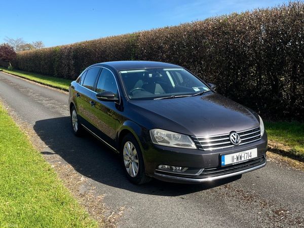 Volkswagen Passat Saloon, Diesel, 2011, Brown