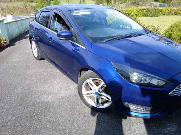 Ford Focus Hatchback, Diesel, 2016, Blue