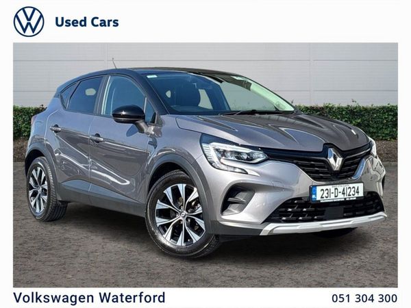 Renault Captur Hatchback, Petrol, 2023, Grey
