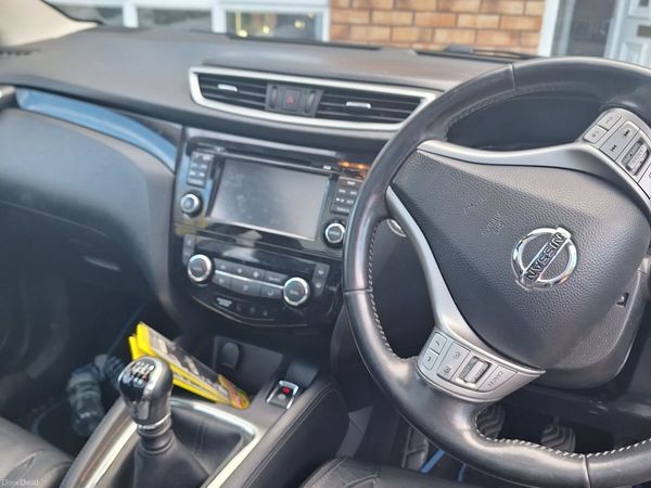 Nissan Qashqai Hatchback, Diesel, 2015, Blue
