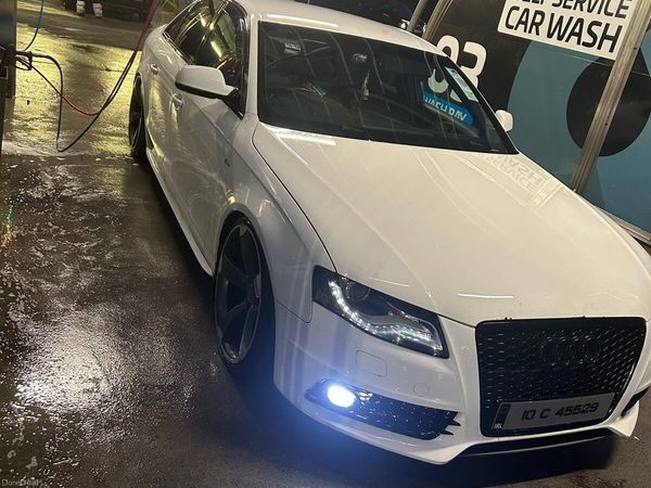 Audi A4 Saloon, Diesel, 2010, White