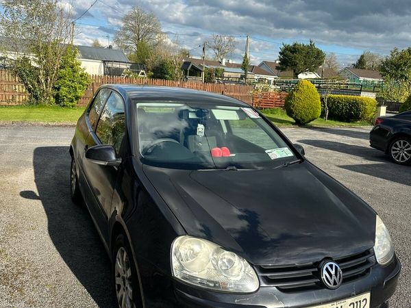 Volkswagen Golf Hatchback, Petrol, 2008, Black