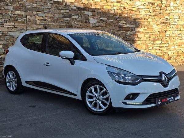 Renault Clio Hatchback, Petrol, 2017, White