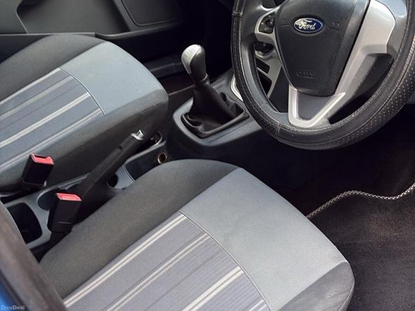 Ford Fiesta Hatchback, Diesel, 2009, Blue