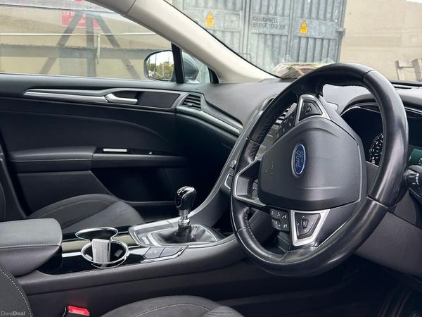 Ford Mondeo Hatchback, Diesel, 2015, Grey