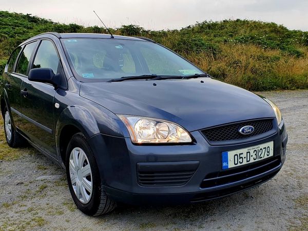 Ford Focus Estate, Petrol, 2005, Grey