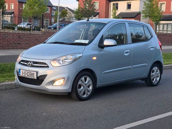 Hyundai i10 Hatchback, Petrol, 2011, Silver