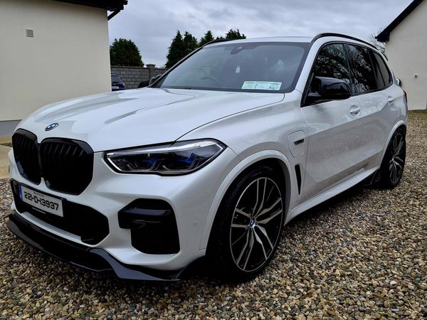 BMW X5 SUV, Petrol Plug-in Hybrid, 2022, White