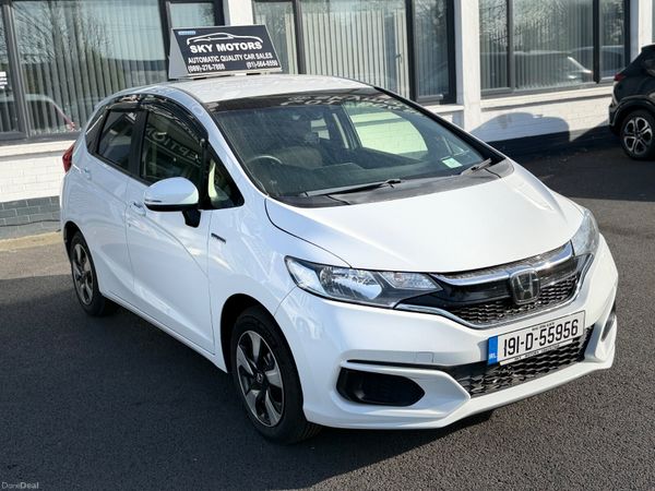 Honda Jazz Hatchback, Petrol Hybrid, 2019, White