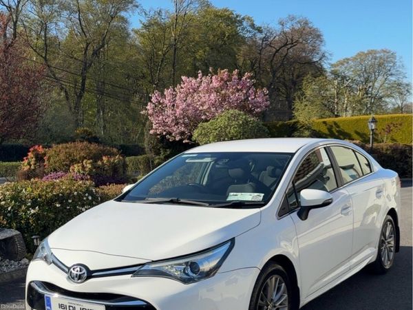 Toyota Avensis Saloon, Diesel, 2016, White