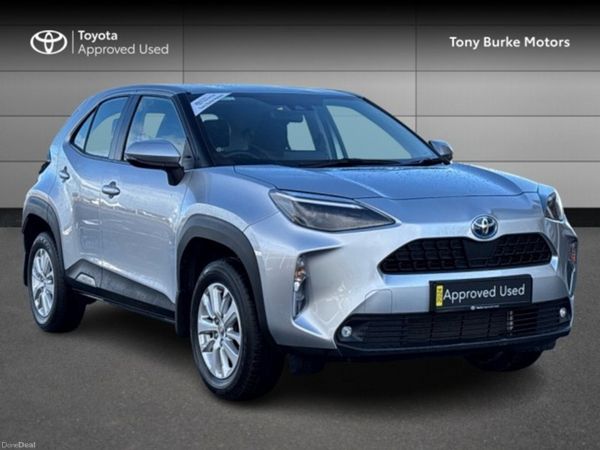 Toyota Yaris Cross SUV, Petrol Hybrid, 2024, Silver