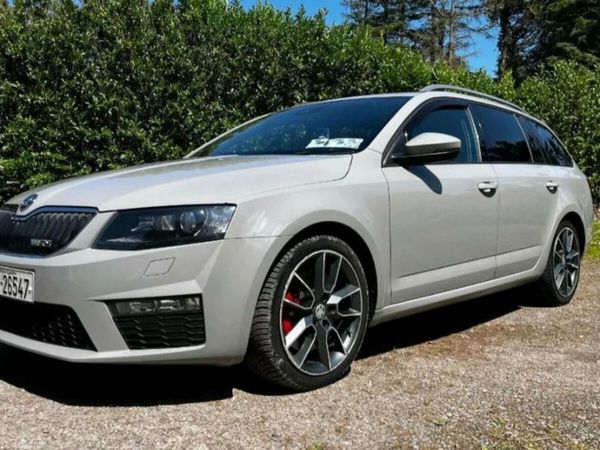 Skoda Octavia Estate, Diesel, 2015, Grey