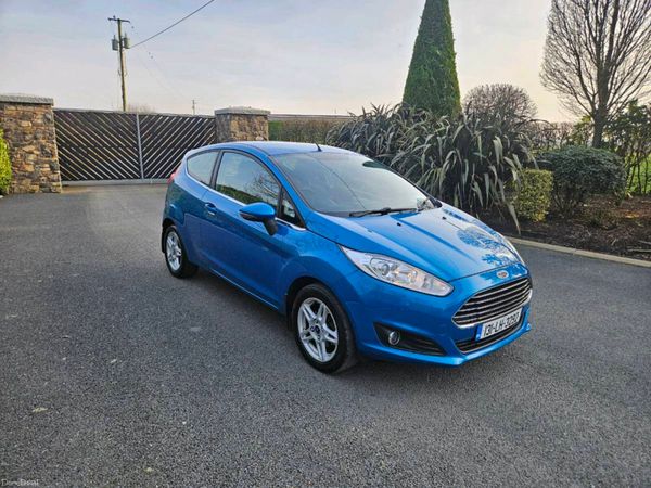 Ford Fiesta Hatchback, Petrol, 2013, Blue