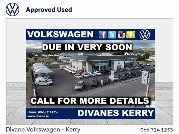 Volkswagen T-Roc SUV, Petrol, 2024, Blue