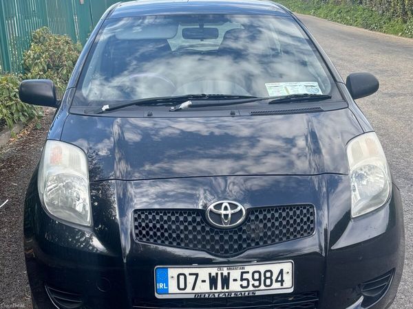 Toyota Yaris Hatchback, Petrol, 2007, Black