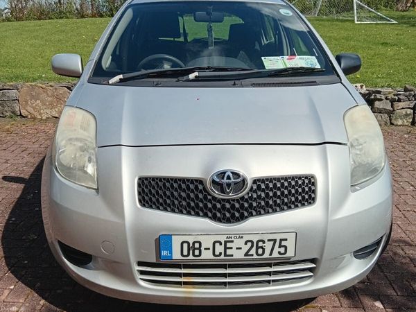 Toyota Yaris Hatchback, Petrol, 2008, Silver