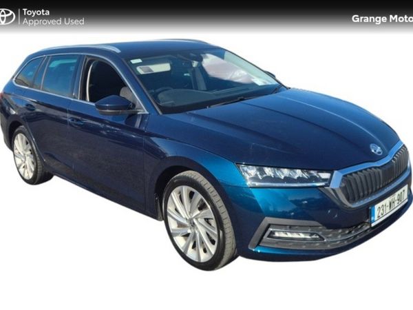 Skoda Octavia Estate, Diesel, 2023, Blue