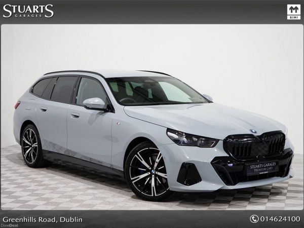 BMW 5-Series Estate, Petrol Plug-in Hybrid, 2025, Grey