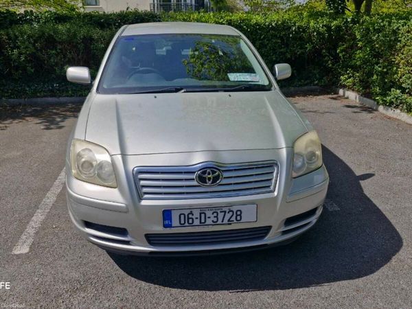 Toyota Avensis Saloon, Petrol, 2006, Silver