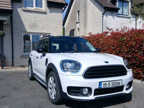 Mini Cooper Hatchback, Diesel, 2019, White