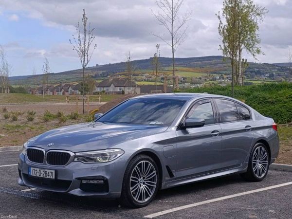 BMW 5-Series Saloon, Petrol Plug-in Hybrid, 2017, Blue
