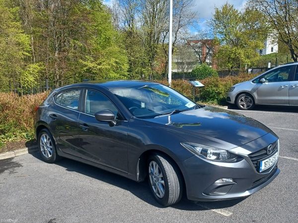 Mazda Mazda3 Hatchback, Diesel, 2016, Grey