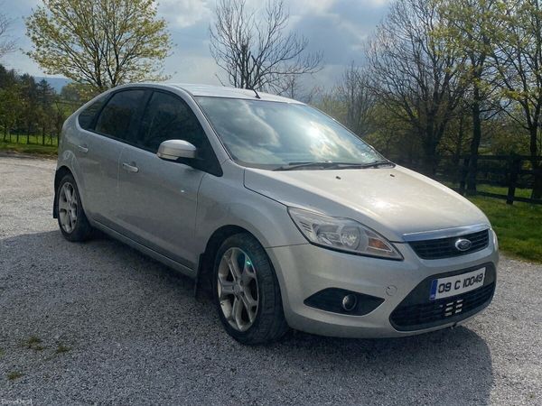 Ford Focus Hatchback, Diesel, 2009, Silver