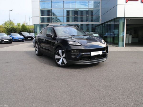 Porsche Macan SUV, Electric, 2026, Black