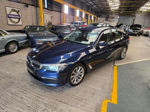 BMW 5-Series Saloon, Petrol Plug-in Hybrid, 2019, Blue