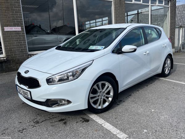 Kia Ceed Hatchback, Diesel, 2015, White