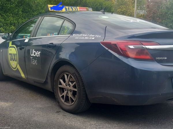 Vauxhall Insignia Hatchback, Diesel, 2014, Blue