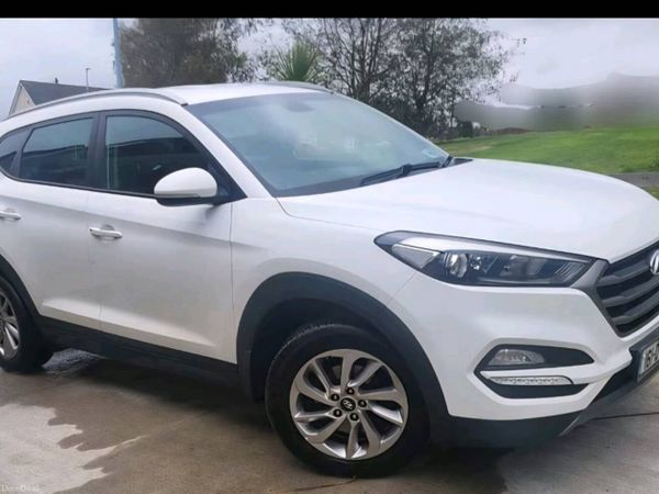 Hyundai Tucson SUV, Diesel, 2016, White
