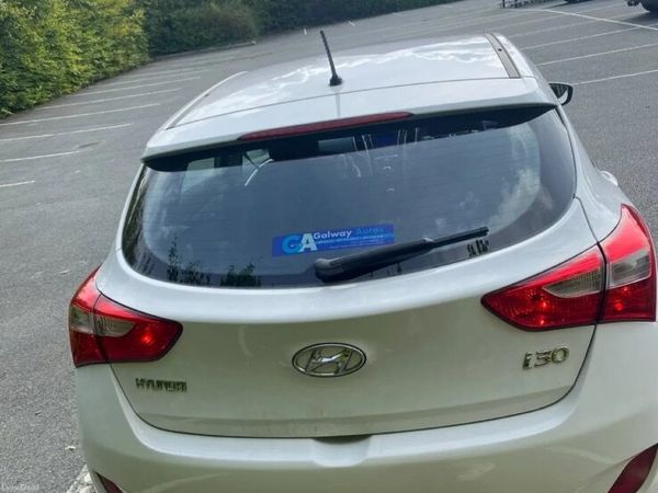 Hyundai i30 Hatchback, Diesel, 2015, White