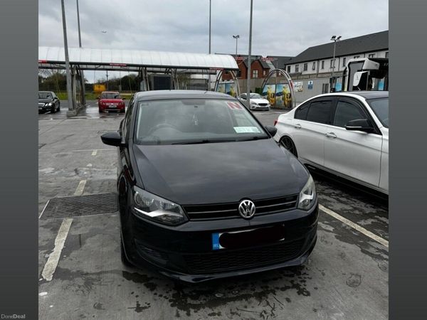 Volkswagen Polo Hatchback, Petrol, 2013, Black