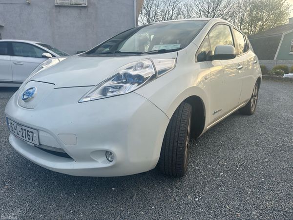Nissan Leaf Hatchback, Electric, 2015, White