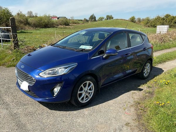 Ford Fiesta Hatchback, Petrol, 2018, Blue