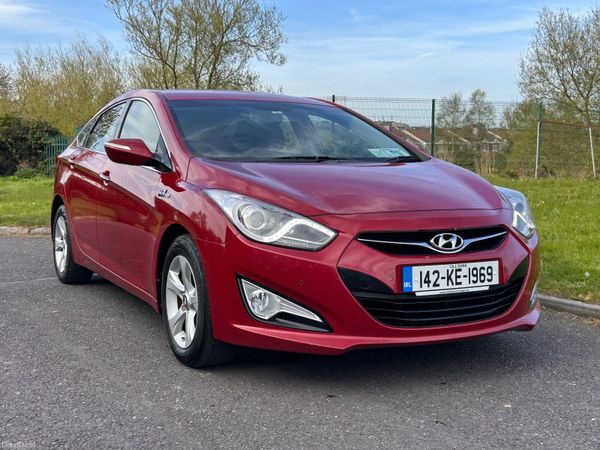 Hyundai i40 Saloon, Diesel, 2014, Red