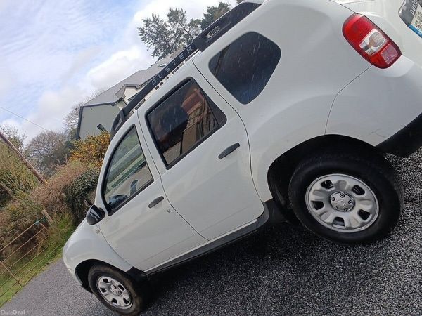 Dacia Duster SUV, Diesel, 2016, White
