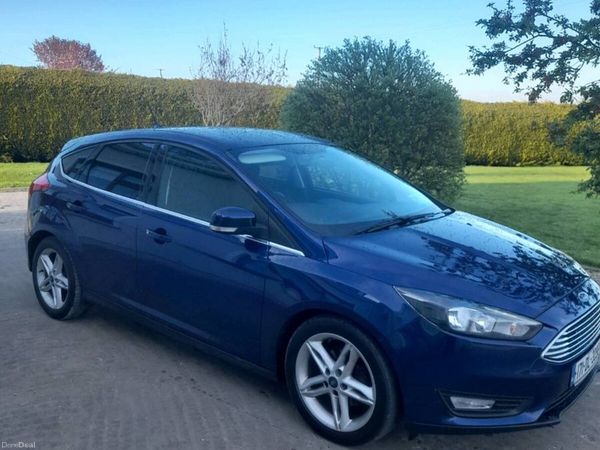 Ford Focus Hatchback, Diesel, 2017, Blue