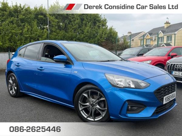Ford Focus Hatchback, Diesel, 2018, Blue