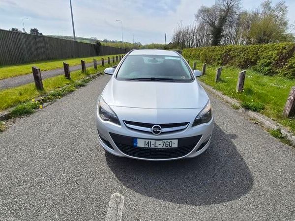 Opel Astra Estate, Diesel, 2014, Silver
