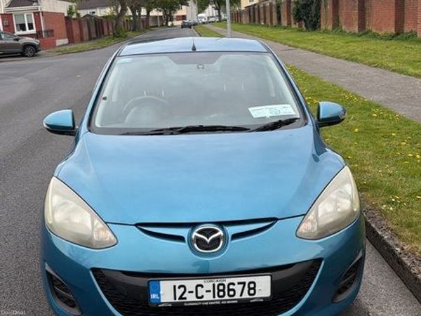 Mazda Demio MPV, Petrol, 2012, Blue