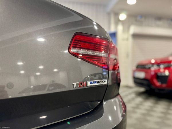Volkswagen Passat Saloon, Diesel, 2016, Grey