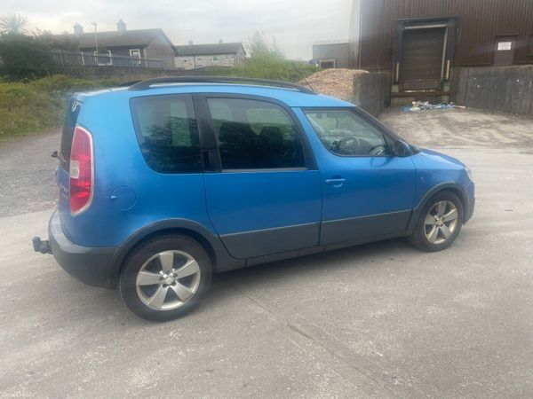 Skoda Roomster MPV, Diesel, 2008, Blue