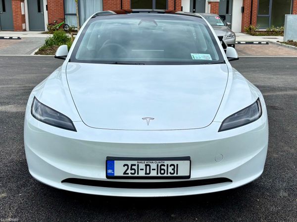 Tesla Model 3 Saloon, Electric, 2025, White