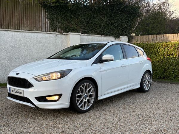 Ford Focus Hatchback, Diesel, 2015, White