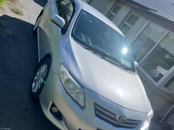 Toyota Corolla Saloon, Petrol, 2008, Silver