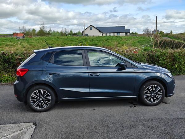 SEAT Ibiza Hatchback, Petrol, 2022, Grey